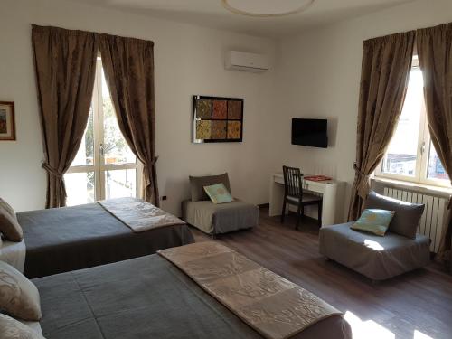 L'Insolita Reggia - image 3