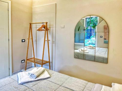 A CASA DI MARIANNA Room Type - King Room with Garden View