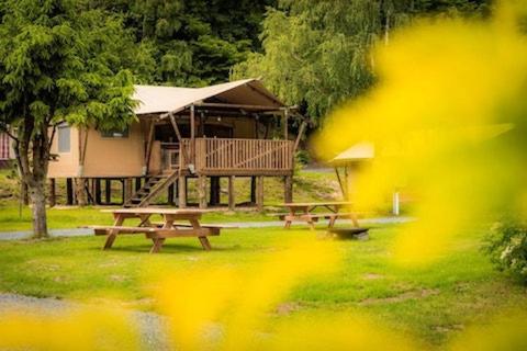  Glamping op Camping Le Prahay, Poupehan bei Membre