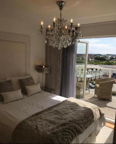 Cardiff Premier Apartments - image 7