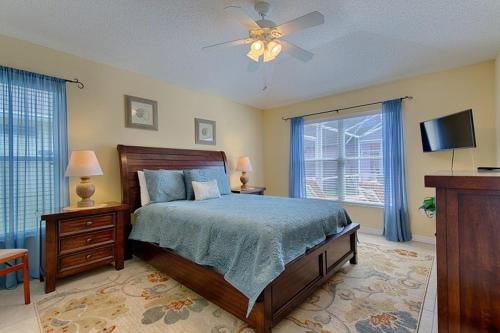 A 4 Bedroom 3 Bathroom Pool villa at Westridge Resort Davenport - image 12