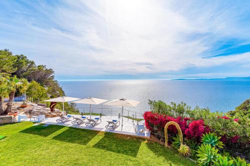 Villa Bay Blue, by Priority in Badia Gran
