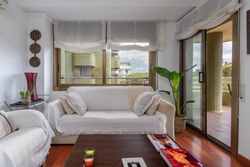 Superior One-Bedroom Apartment