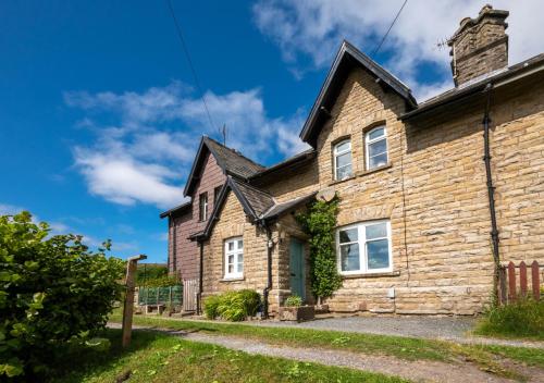 2 Moorcock Cottages