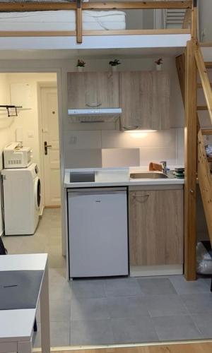 Side Street Apartments, Prague (photo 11)