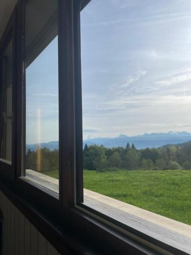 Kilátás, Chez Edgar in Thollon-les-Memises