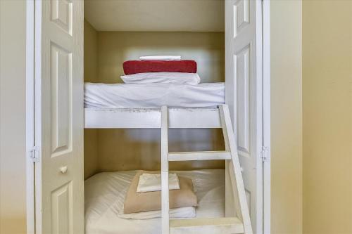 Treasure Island 0203 - image 19