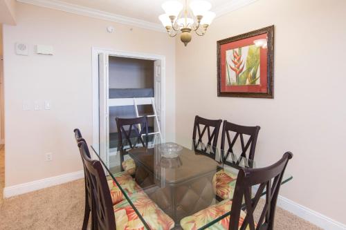 Treasure Island 2011 - image 10