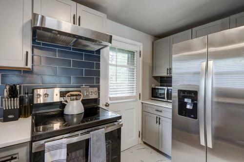 New cozy home near Outlets & Amish Country in Lancaster, USA