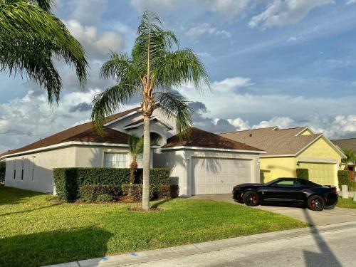 Four Bedroom Pool Home - 143 FL - VUSA in Davenport, USA
