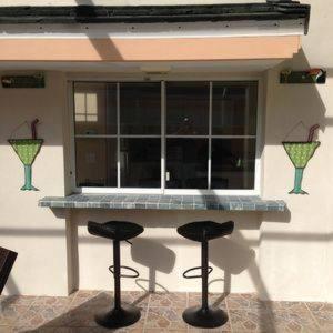 The Private Retreat - Three Bedroom Home - image 16