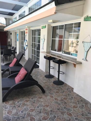 The Private Retreat - Three Bedroom Home - image 18