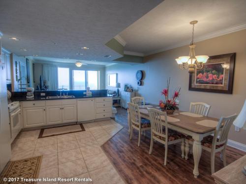 Treasure Island 0706 - image 18