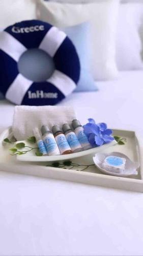 Fürdőszoba, Greece At Home in Santa Rita