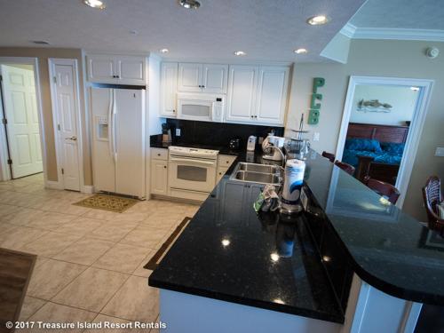 Treasure Island 0706 - image 37