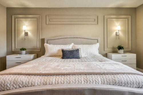 New Windsor Island Resort Townhome 5BD 4BA with Private Pool - image 9