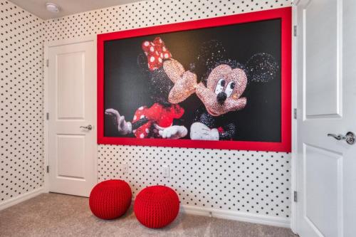 New Windsor Island Resort Townhome 5BD 4BA with Private Pool - image 10