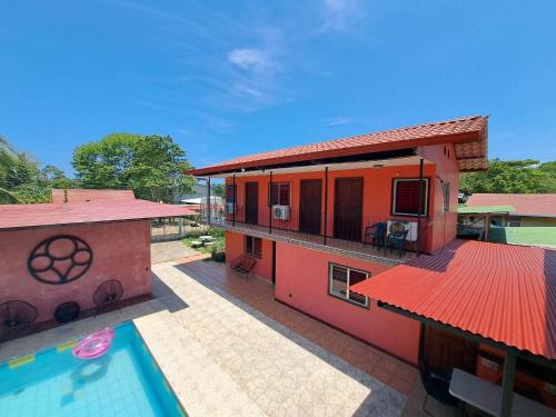 CASA FOTR LOCO in Uvita