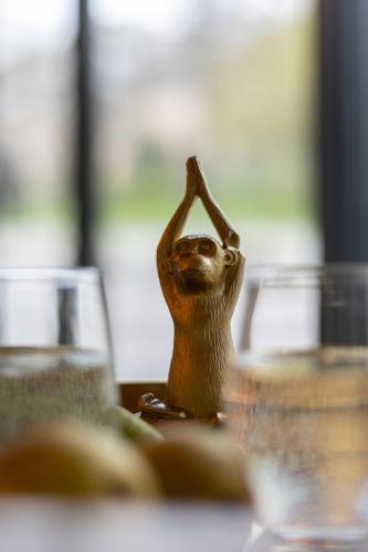 HOTEL ZOO - image 13