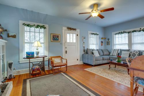 Charming Canyon Lake Cottage with Pool and BBQ Pit! - image 6