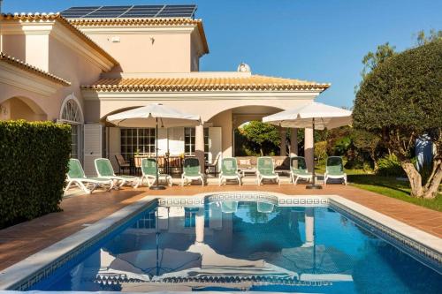 Luxury Villa José with swimming pool