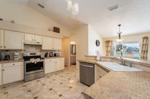 Sunridge Place S in Davenport, USA