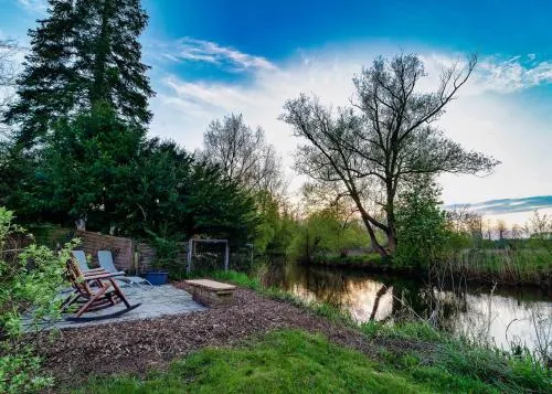 Ferienhaus direkt an der Wümme in Hellwege, Deutschland