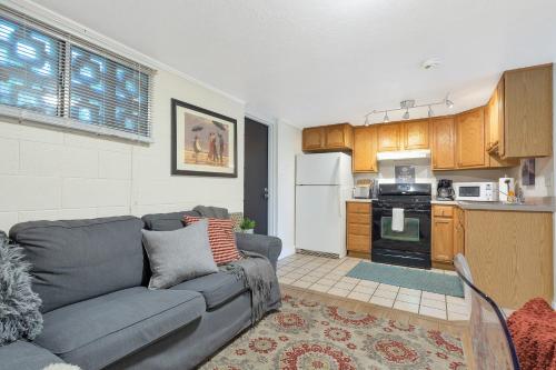 Cozy Canyon Rim Apartment in SLC - Sleeps 3