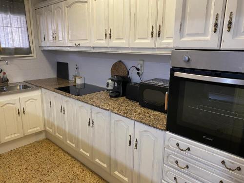 Konyha, Apartamento entero con terraza en el centro de Rubí (Apartamento entero con terraza en el centro de Rubi) in Rubi