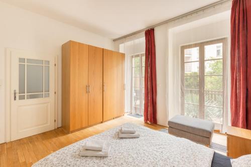 City Centre Garden Apartment with parking, Прага (фото 10)
