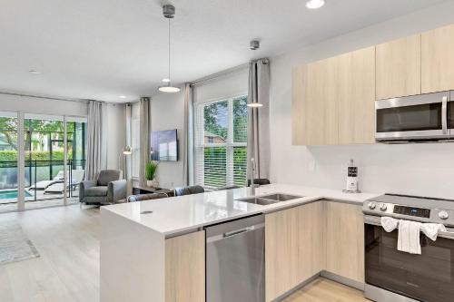 Hidden Forest 3 Bedroom Vacation Home (2020)
