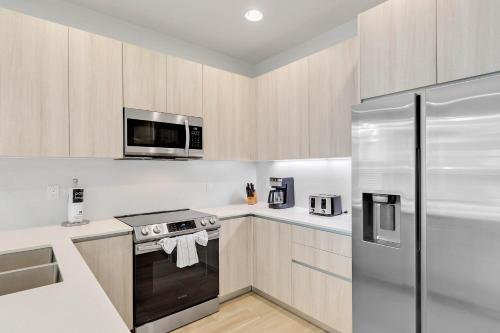 Hidden Forest 3 Bedroom Vacation Home (2020)