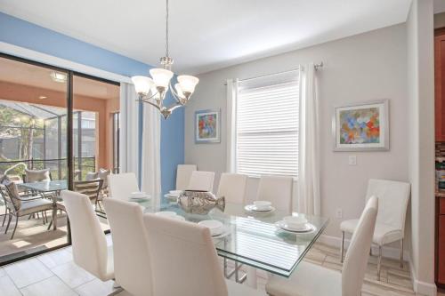 6 bedrooms pool home Gated resort Solterra Resort in Davenport, USA