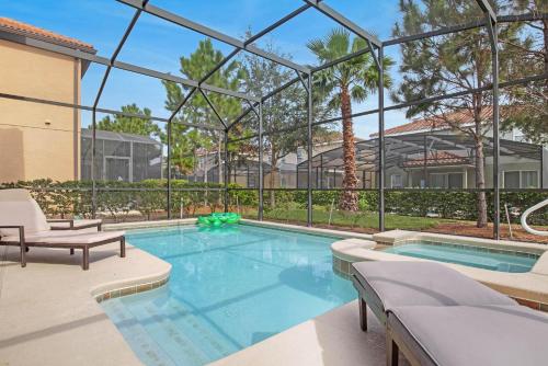6 bedrooms pool home Gated resort Solterra Resort in Davenport, USA