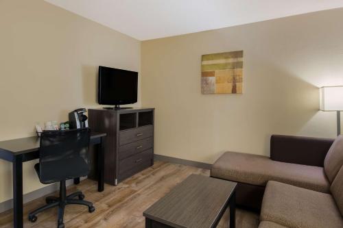 SureStay Plus Hotel by Best Western Jackson - image 7