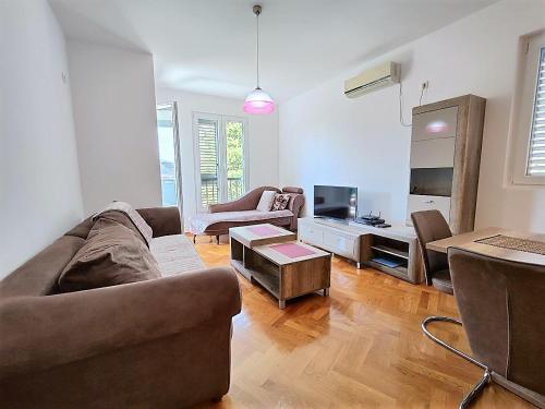 Spacious 2 bedroom apartment Gogo