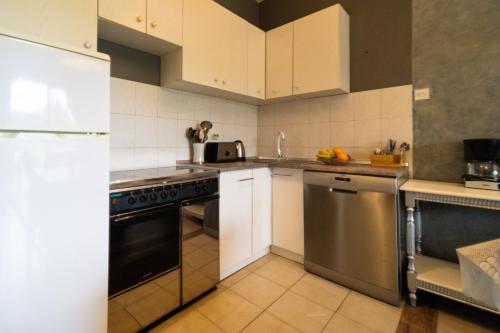 Two-Bedroom Apartment with Terrace image 10