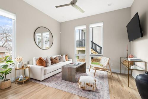 Serene Boho Chic Home-Mins to DT in Nashville, USA