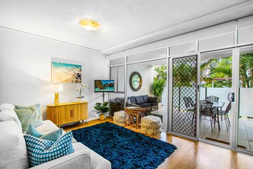 1BR and Study Oasis in Beautiful Bulimba