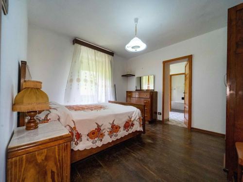  Holiday Home in Tuscany with Scenic Views in Sommocolonia