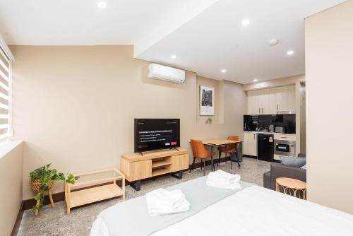 Ideal 1BR Unit in the Hot Spot of Surry Hills