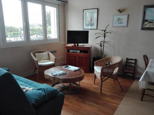 Appartement T4 face mer avec garage aux Sables d'Olonne à 350m du centre-ville - FR-1-331-1 - image 4