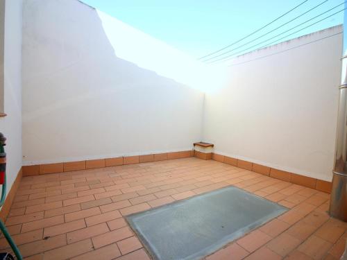 Casa Palau Sabardera, 3 dormitorios, 6 personas - ES-228-139