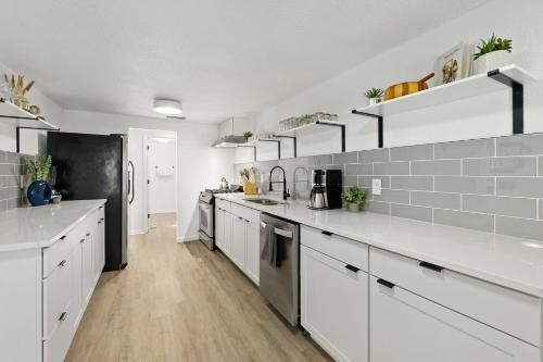 The Garden Cottage - Pet Friendly & 5 Mins to Town in St. Augustine, USA