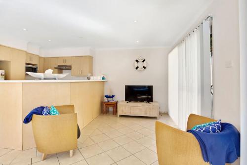 Townhouse in the heart of Port Stephens in Salamander Bay
