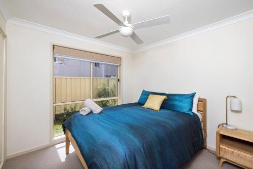 pet friendly - Views- Meters to the Beach & Anchorage Port Stephens, Corlette (fotografie 7)