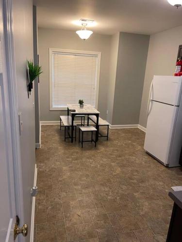 Simple Elegant Townhouse DT Raleigh NCSU in Raleigh, USA