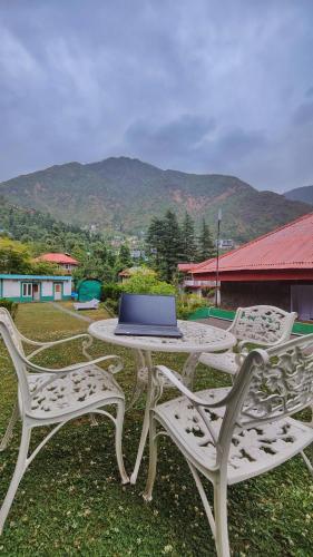 Gagan Resorts