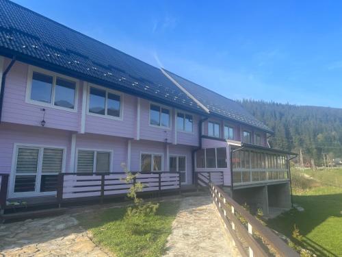 Кольорове життя, Mykulyčyn