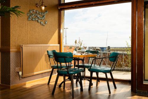 Palm Court Hotel                                                                 in Great Yarmouth